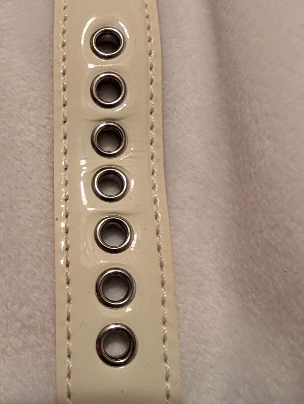 Coach Poppy Watch Graffiti Print Patent Band Red White VGUC
